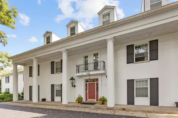 Frankfort, IL 60423,7319 Colony LN #1G