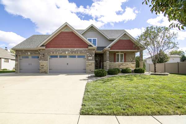 Bourbonnais, IL 60914,1230 Eagle Bluff DR