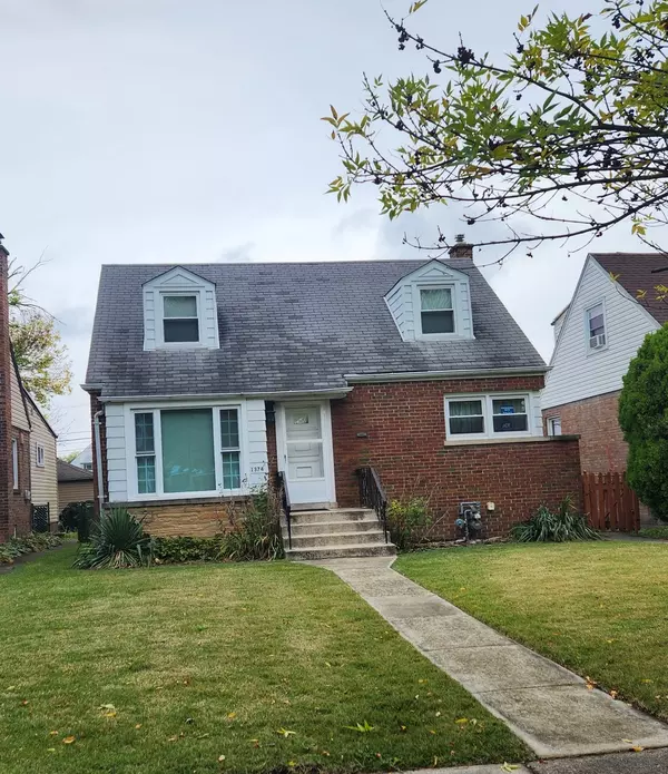 1374 Kenilworth DR, Calumet City, IL 60409