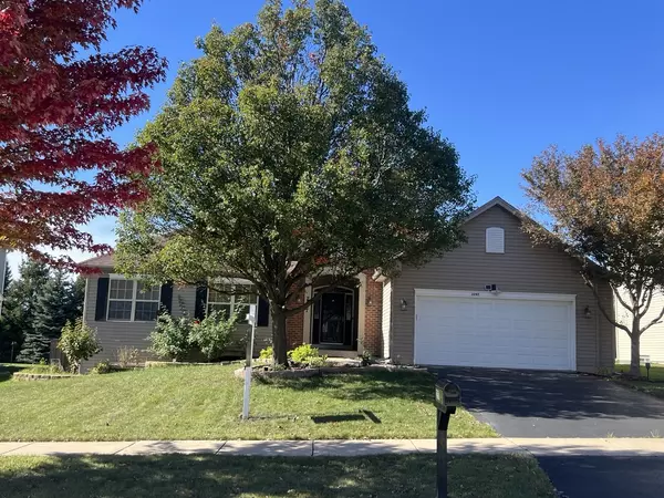 2297 Roaring Creek DR, Aurora, IL 60503