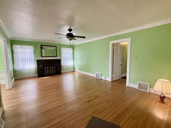 Belvidere, IL 61008,320 E Hurlbut AVE