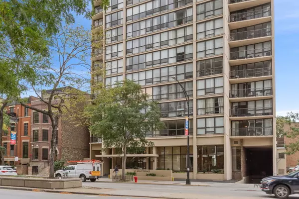 Chicago, IL 60610,1540 N La Salle DR #301