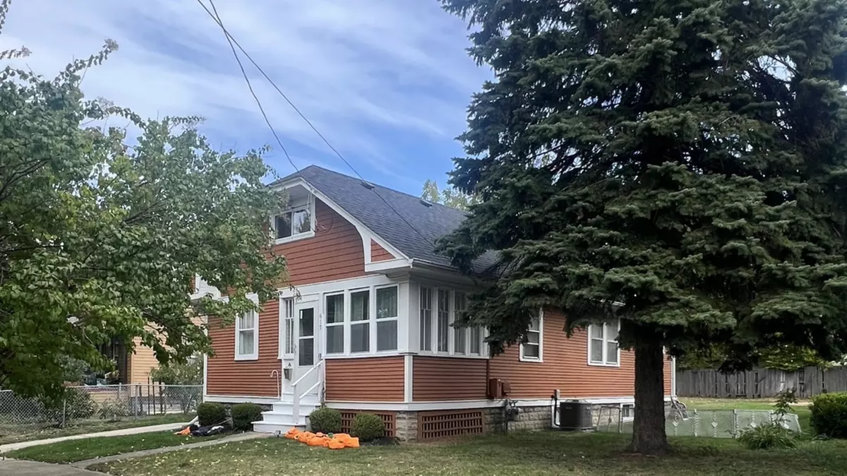 Aurora, IL 60506,617 N View ST