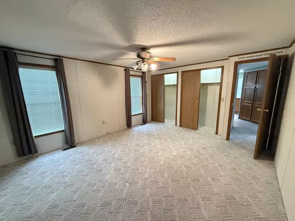 Beecher, IL 60401,35 Partridge LN