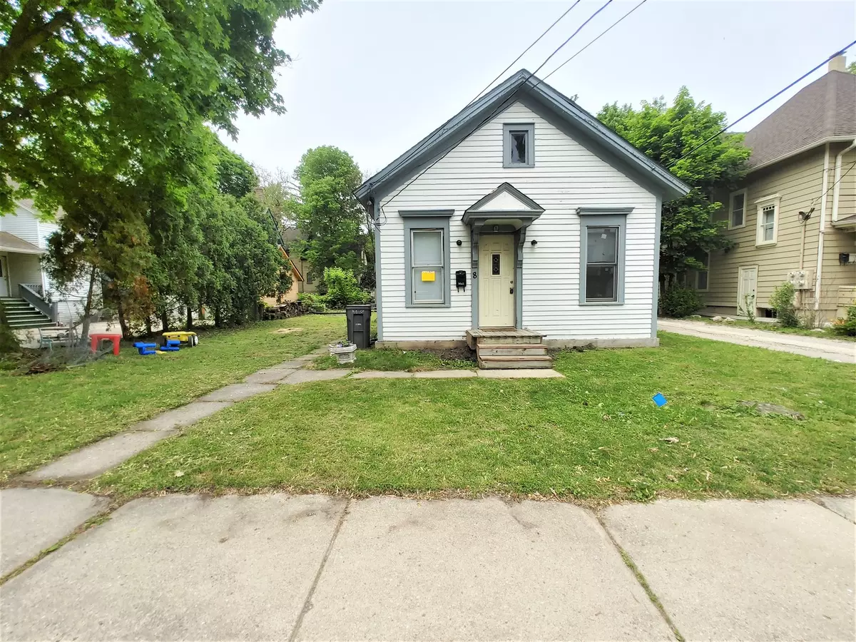 Elgin, IL 60120,8 Walker PL