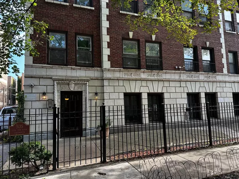 5135 S KENWOOD AVE #402, Chicago, IL 60615