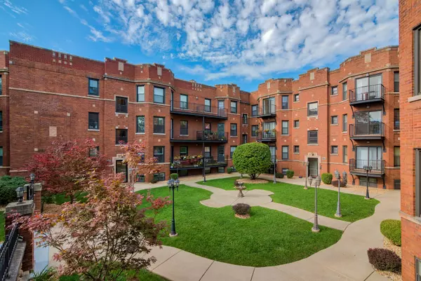 4014 N Central Park AVE #3E, Chicago, IL 60618