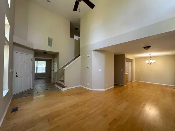 Aurora, IL 60502,2737 Borkshire LN