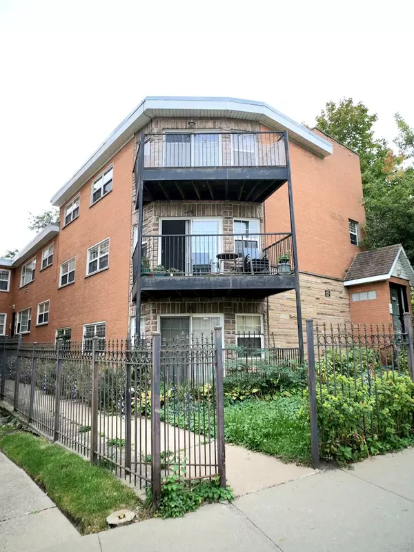 1937 W Pratt BLVD #2N, Chicago, IL 60626