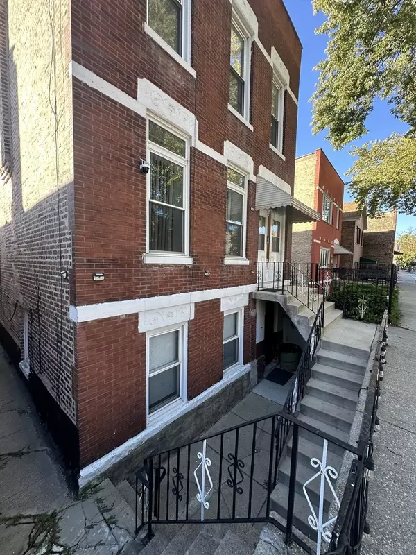 Chicago, IL 60616,2842 S Union AVE