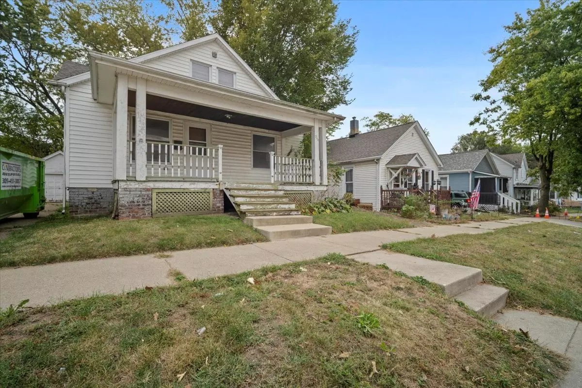 Bloomington, IL 61701,710 W Jefferson ST