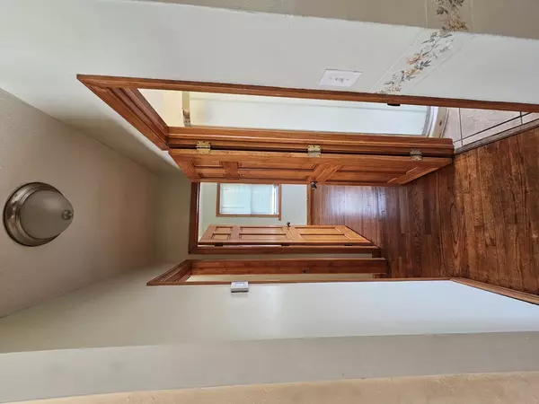 Waukegan, IL 60085,623 Yeoman ST