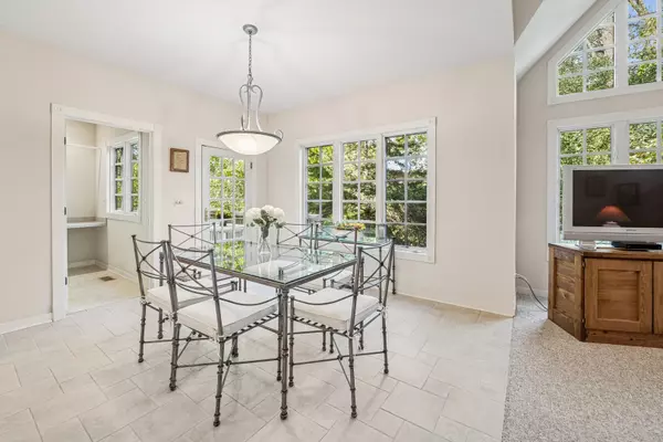 Richmond, IL 60071,5116 Bonnie Brae RD