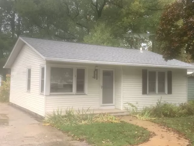 Yorkville, IL 60560,303 E Fox RD