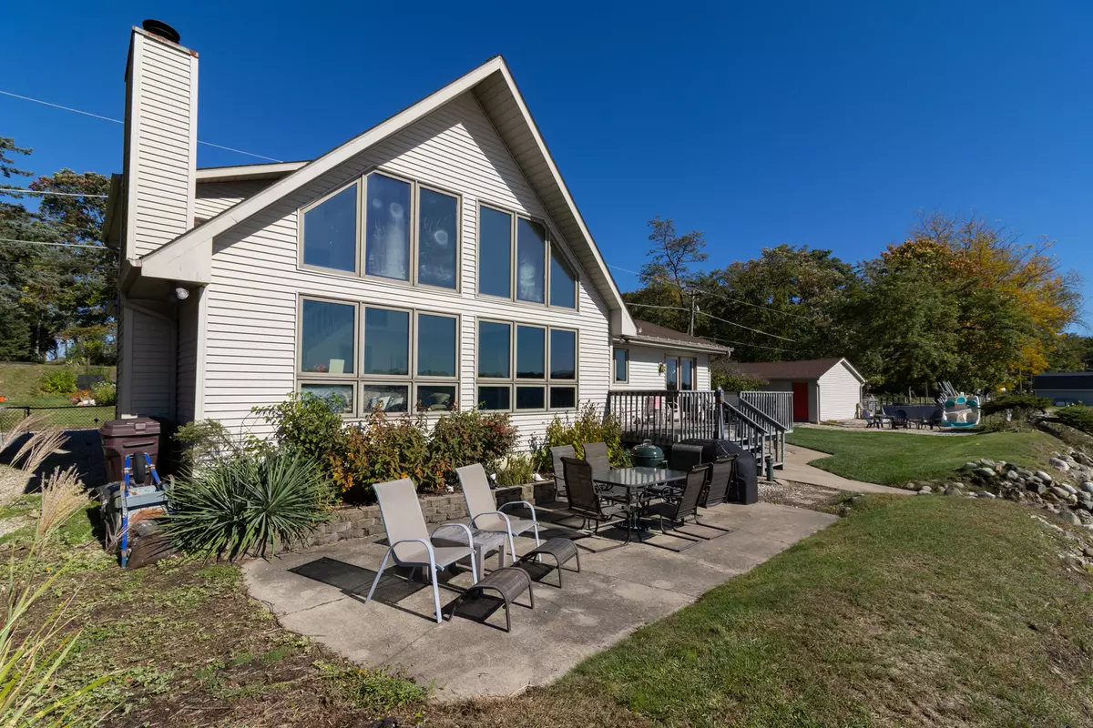 Antioch, IL 60002,23231 W Lake Shore DR