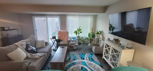 Aurora, IL 60504,1653 Victoria Park CIR