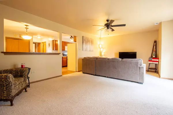 St. John, IN 46373,9532 Keilman ST #2N