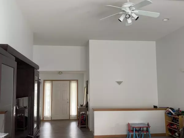 Round Lake, IL 60073,Address not disclosed