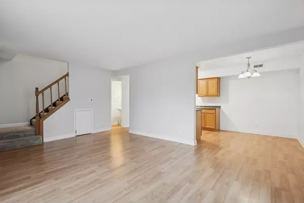 Elk Grove Village, IL 60007,Address not disclosed