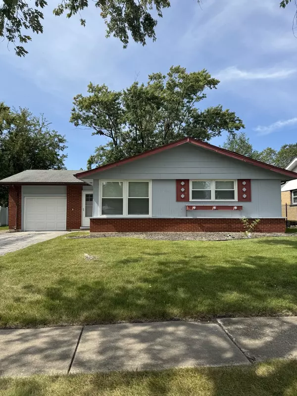 17206 Elm DR, Hazel Crest, IL 60429