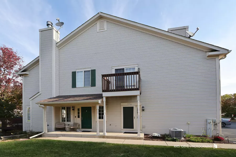576 Windsor DR #370, Fox Lake, IL 60020