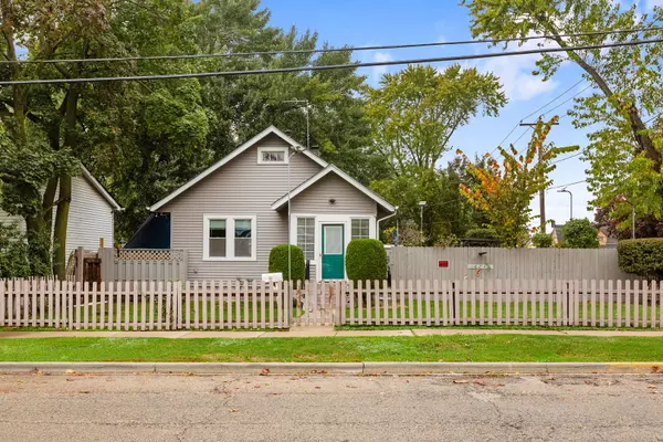 Waukegan, IL 60085,824 N Butrick ST