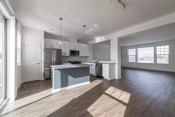 Deer Park, IL 60010,21599 W Field CT #21617
