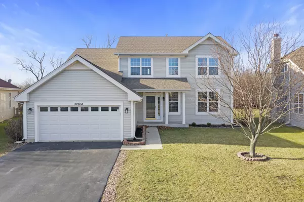 32804 Bending Creek RD, Lakemoor, IL 60051