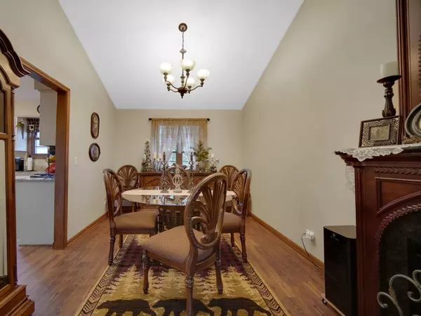 New Lenox, IL 60451,2 Honey LN