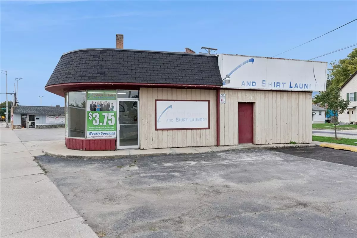 Joliet, IL 60435,715 W Jefferson ST