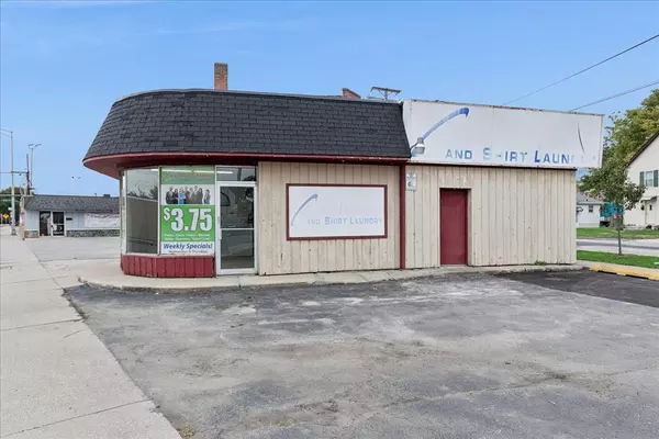 715 W Jefferson ST, Joliet, IL 60435