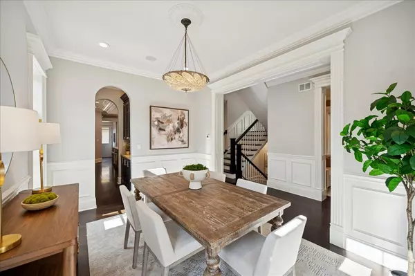 Winnetka, IL 60093,520 Provident AVE