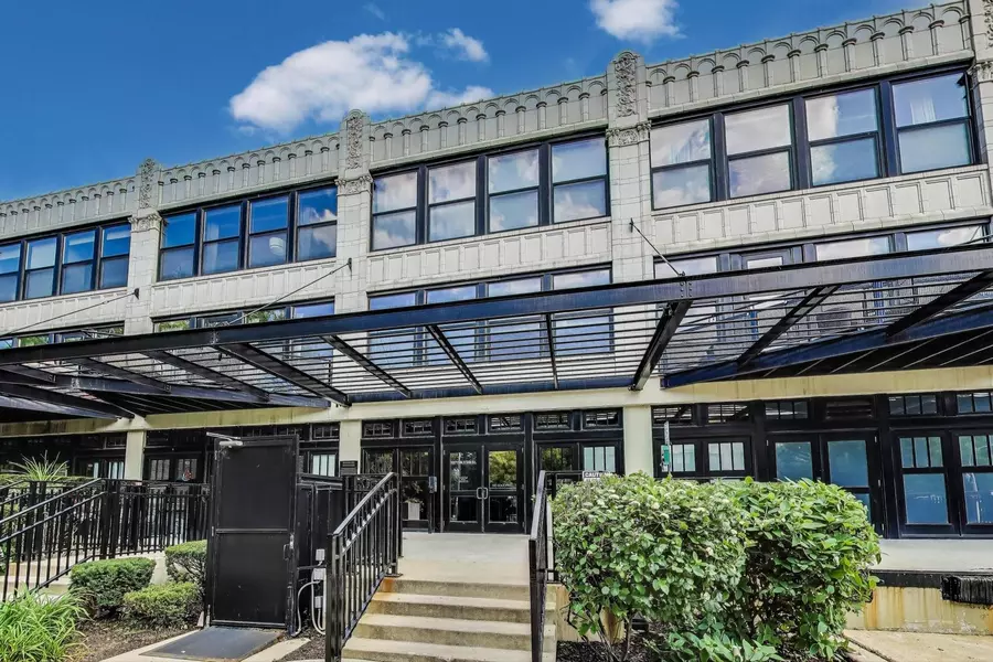 1071 W 15TH ST #352, Chicago, IL 60608