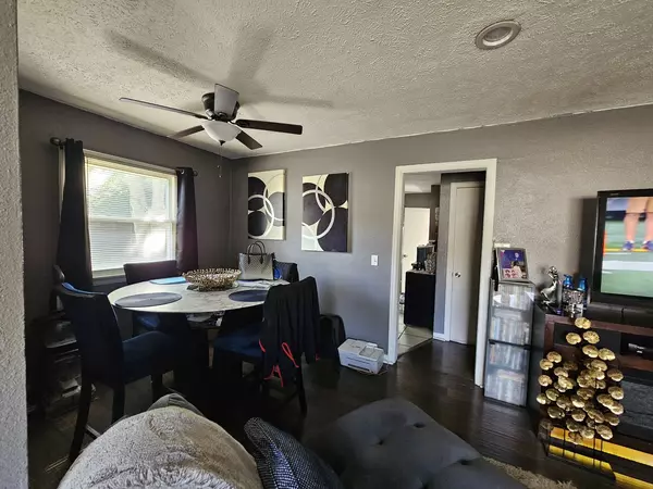 Rockford, IL 61101,702 N Independence AVE