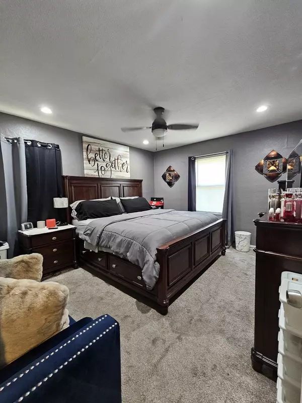 Rockford, IL 61101,702 N Independence AVE