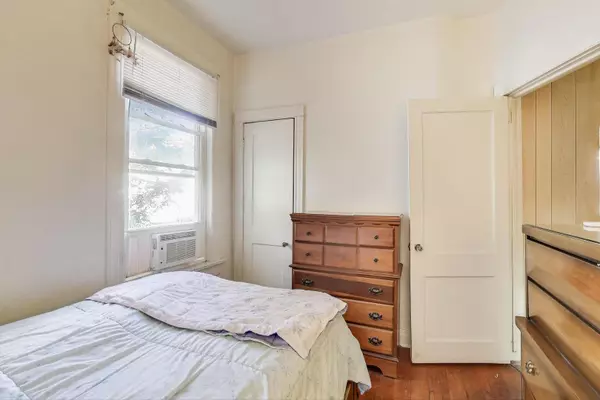 Chicago, IL 60634,3813 N Narragansett AVE