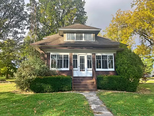 115 N Railroad ST, Gardner, IL 60424