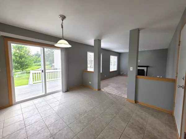 Woodstock, IL 60098,1522 Fox Sedge TRL