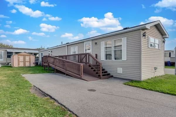 1101 Mable LN #1101, Bartlett, IL 60103