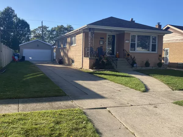 10008 S Kolin AVE, Oak Lawn, IL 60453