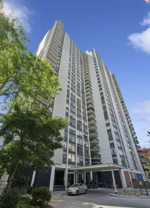 1460 N Sandburg TER #501, Chicago, IL 60610