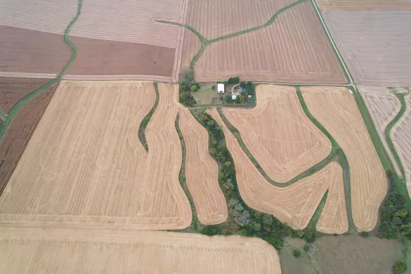 Henry, IL 61537,799 1500 RD