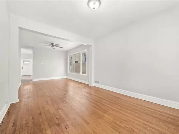 Chicago, IL 60629,3219 W 64th ST