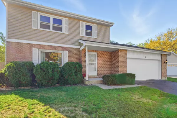 Streamwood, IL 60107,5 Canterbury CT
