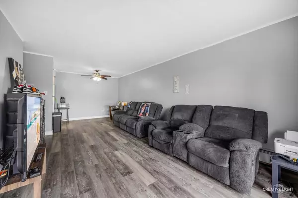 Lansing, IL 60438,18555 Hickory CT #21