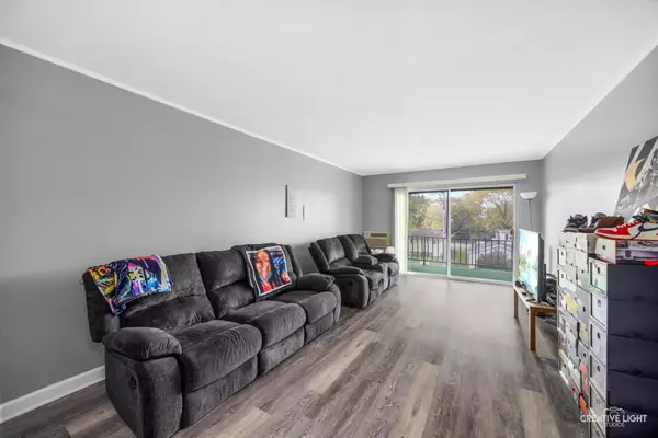 Lansing, IL 60438,18555 Hickory CT #21