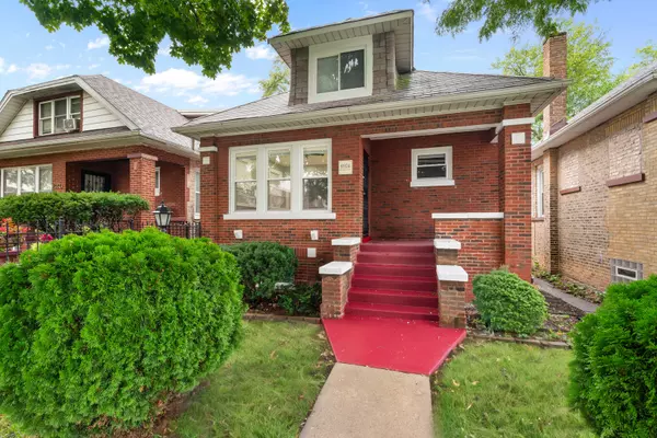 8924 S Elizabeth ST, Chicago, IL 60620