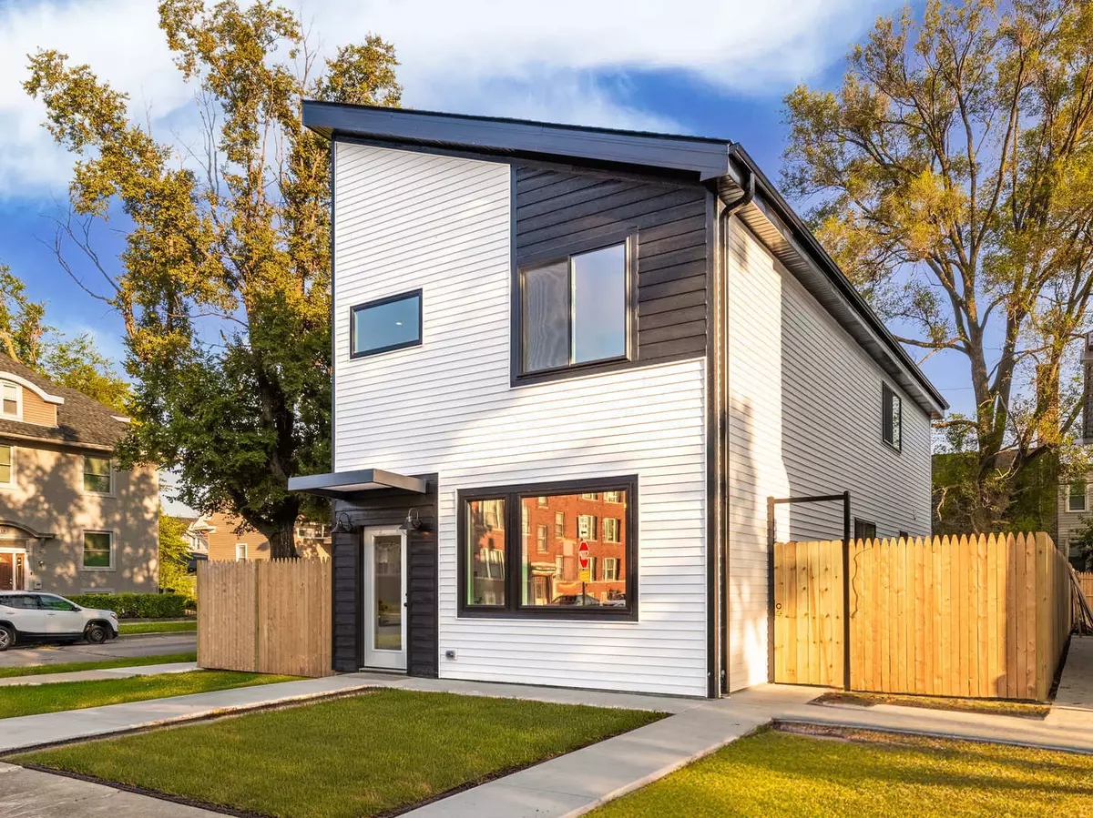 Chicago, IL 60644,5901 W Erie ST