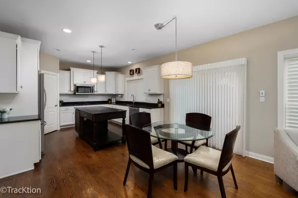 Downers Grove, IL 60515,4403 Fairview AVE