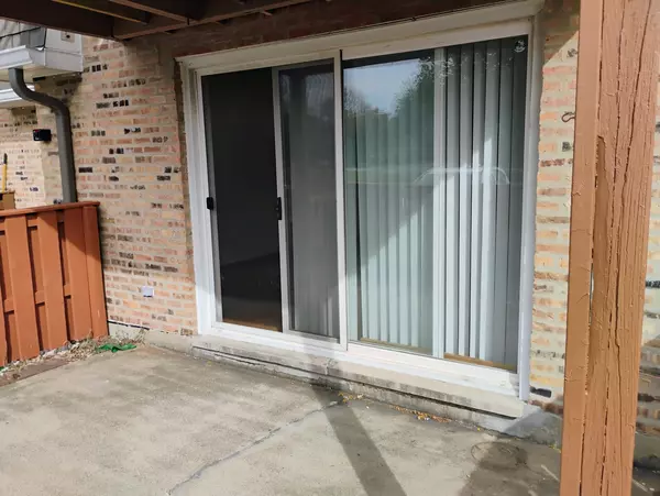 Rolling Meadows, IL 60008,4512 Kings Walk DR #1D